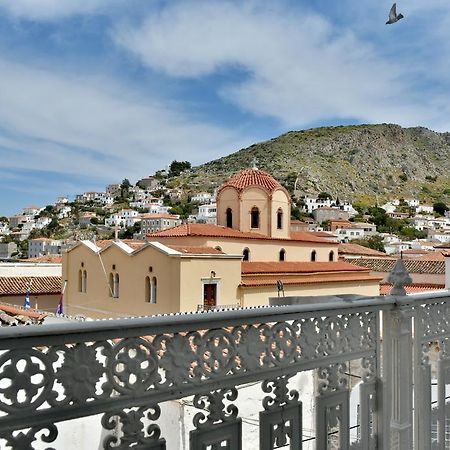 Douskos Guesthouse Hydra  Bagian luar foto