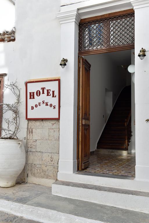 Douskos Guesthouse Hydra  Bagian luar foto
