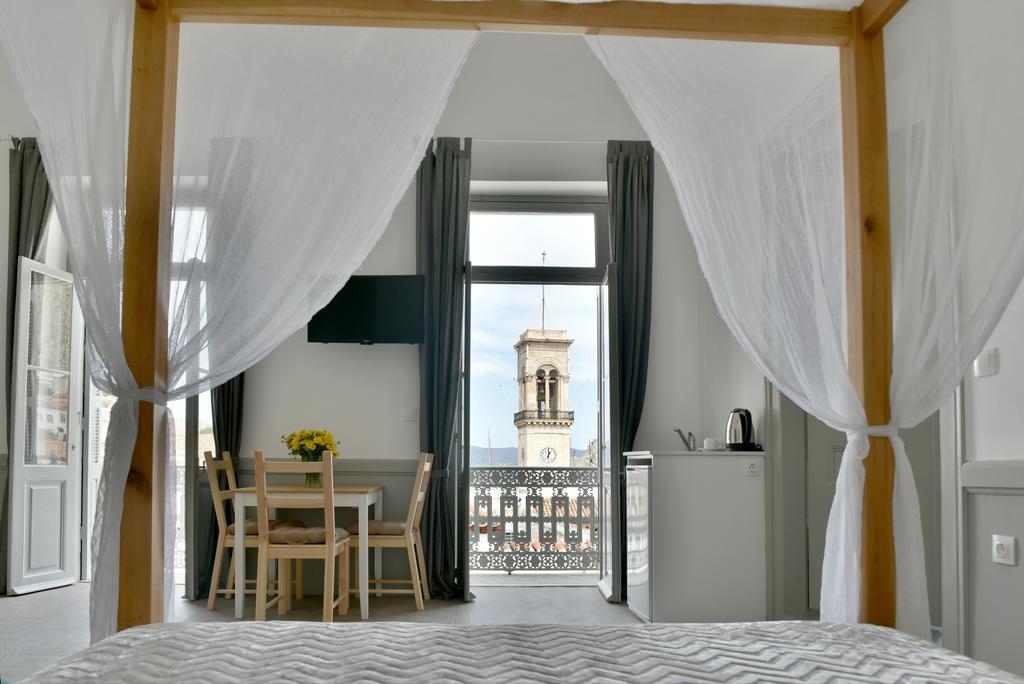 Douskos Guesthouse Hydra  Bagian luar foto
