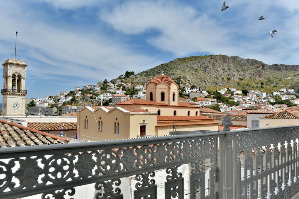 Douskos Guesthouse Hydra  Bagian luar foto