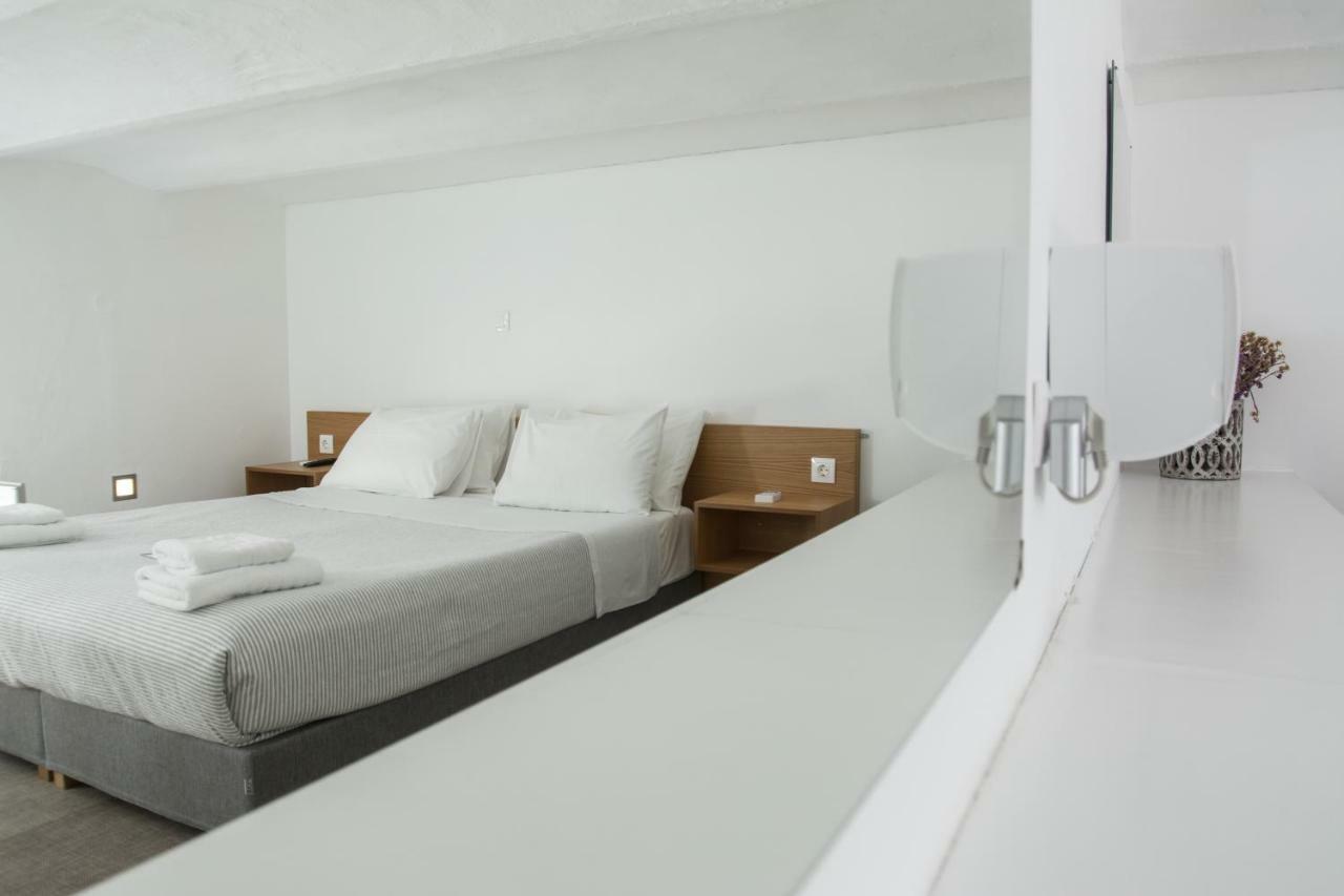 Douskos Guesthouse Hydra  Bagian luar foto