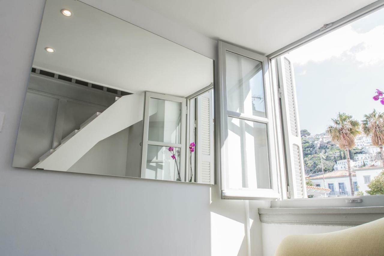 Douskos Guesthouse Hydra  Bagian luar foto