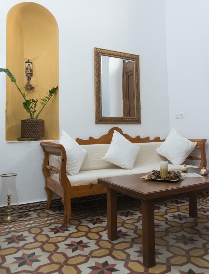 Douskos Guesthouse Hydra  Bagian luar foto